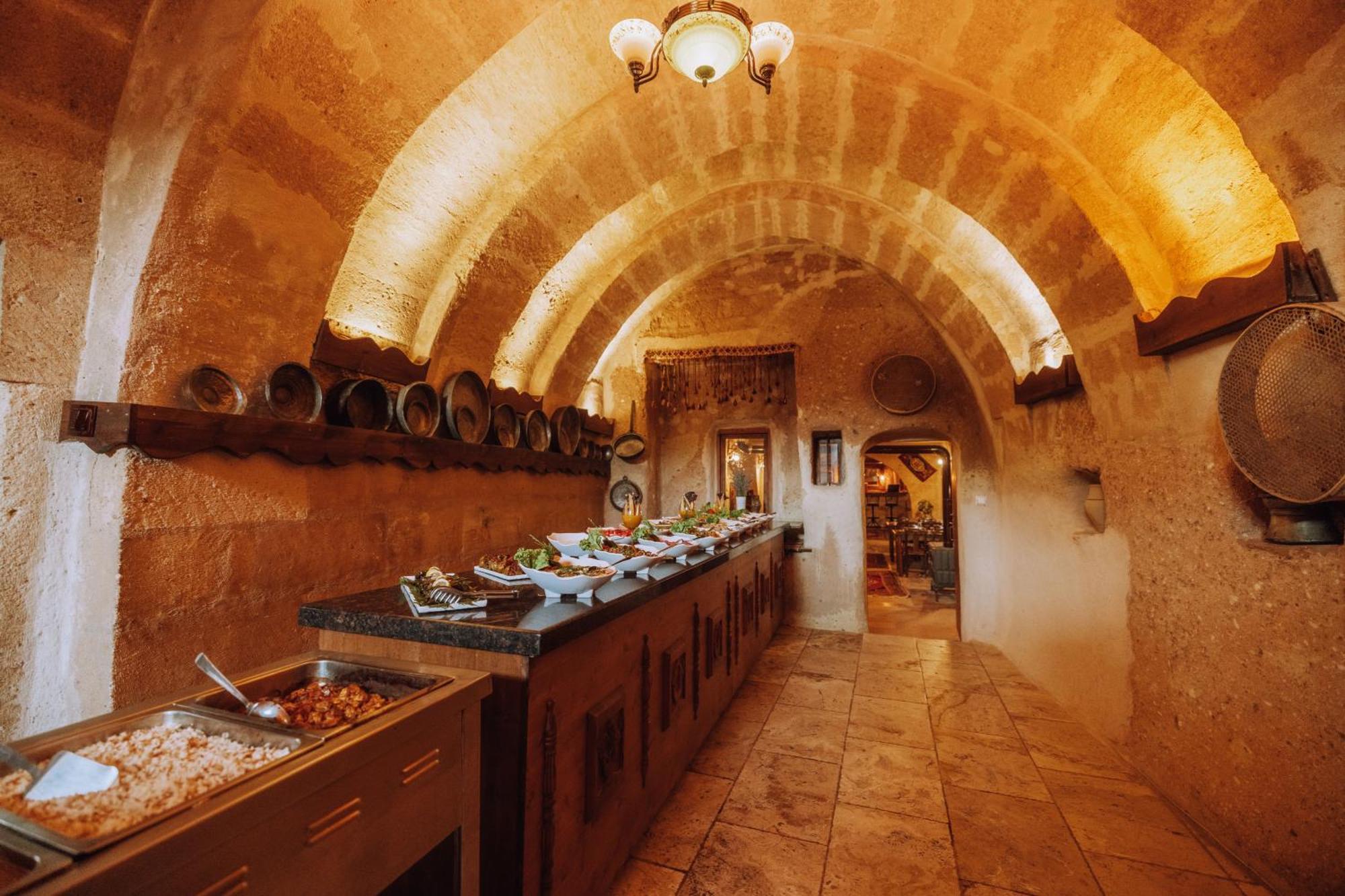 Melis Cave Hotel Urgup Exterior photo
