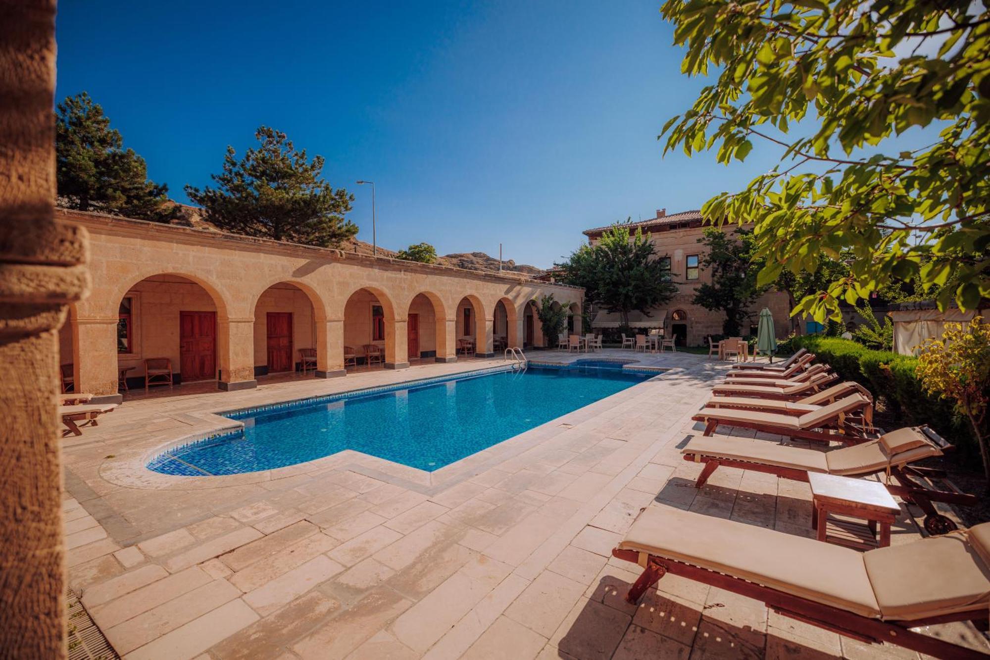 Melis Cave Hotel Urgup Exterior photo