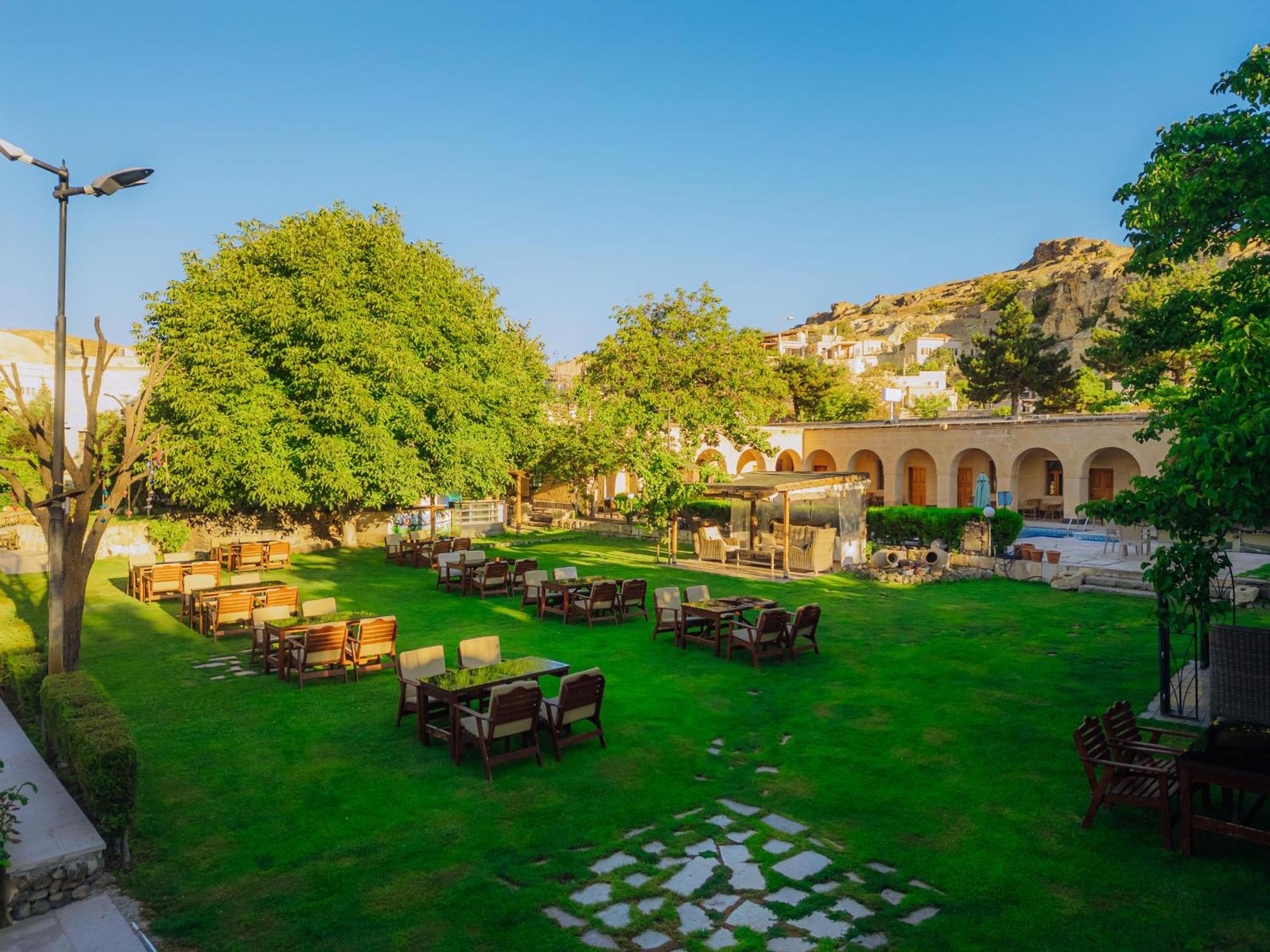 Melis Cave Hotel Urgup Exterior photo
