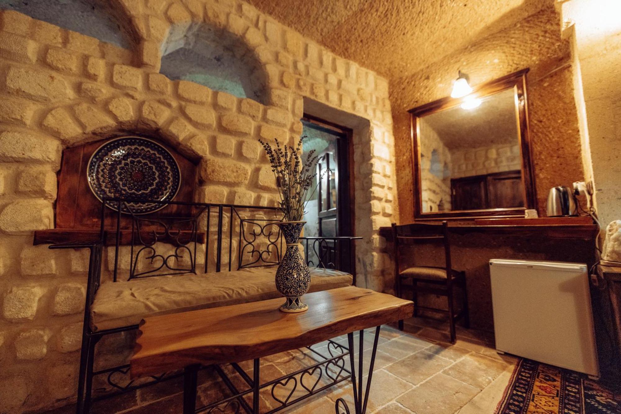 Melis Cave Hotel Urgup Exterior photo